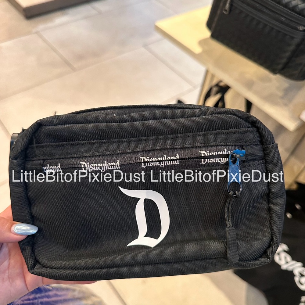 Disneyland Resort Black fanny pack